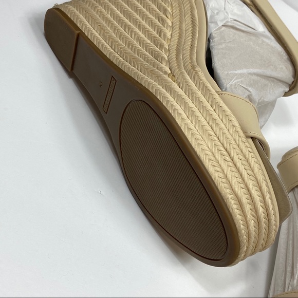 Kendall + Kylie Platform Wedge Strappy San… - Picture 7 of 8